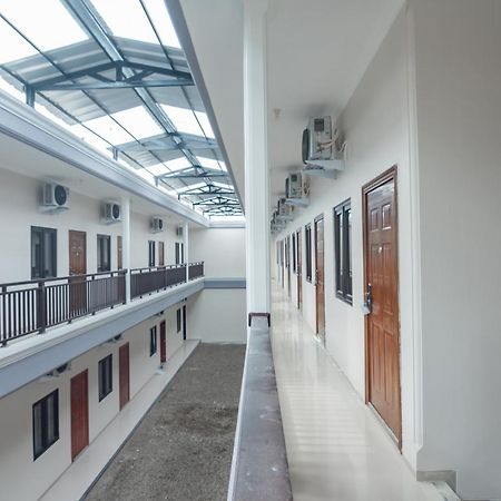 Reddoorz Syariah Plus @ Perintis Guesthouse Tasikmalaya Buitenkant foto