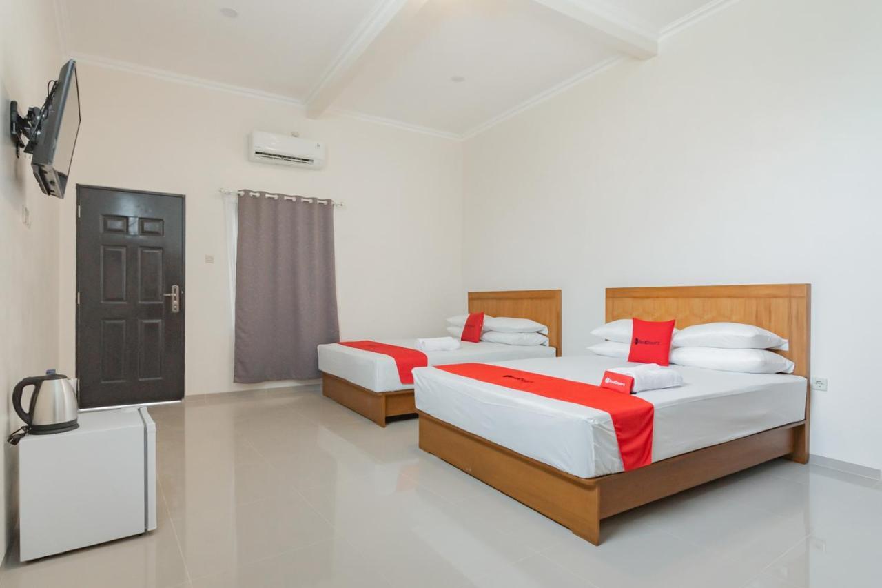 Reddoorz Syariah Plus @ Perintis Guesthouse Tasikmalaya Buitenkant foto